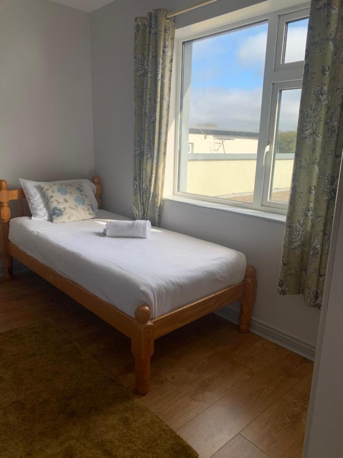 Newcastle Townhouse Appartement Galway Buitenkant foto