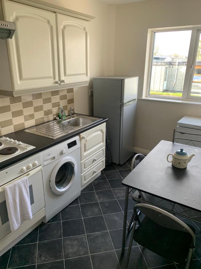 Newcastle Townhouse Appartement Galway Buitenkant foto