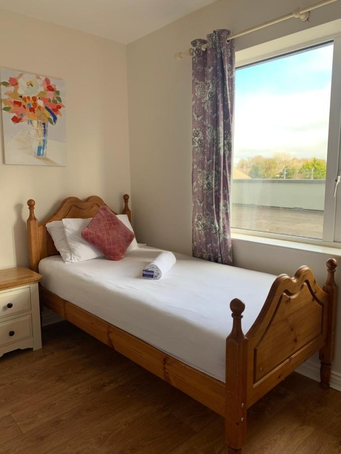 Newcastle Townhouse Appartement Galway Buitenkant foto